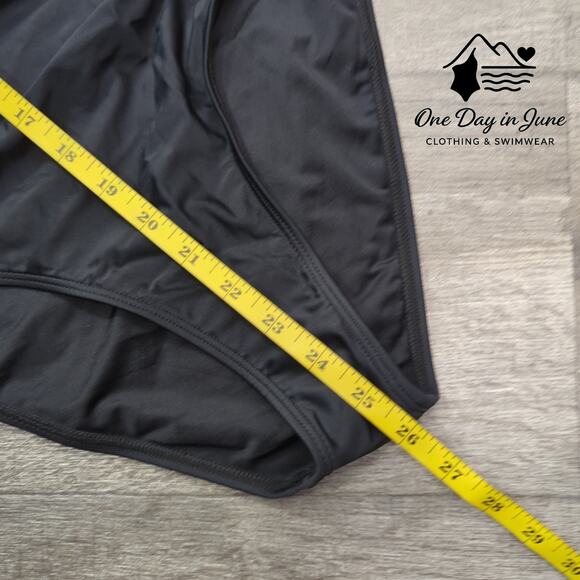 Cupshe V Neck Mesh Cutout One Piece Swimsuit Size M - Picture 5 of 7